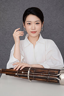 举办“春天的旋律”音乐会庆祝2025年“国际中文日”