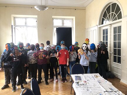 纽伦堡-埃尔兰根孔子学院为当地中学生举办“文化背包”活动