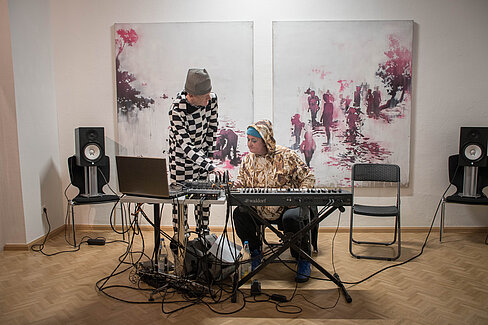 Ausstellung: Tobias Falberg & Hans-Peter Stark — Kosmischer Transfer