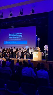 Auszeichnung für Schwabacher Chinesisch-Abiturienten