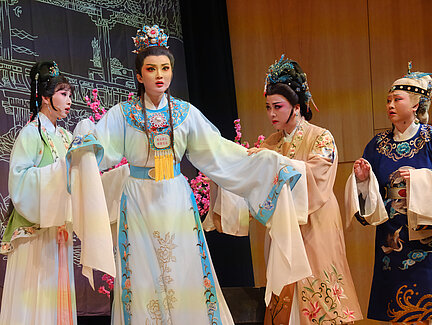 Yue-Oper: Der Traum der roten Kammer