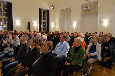 Chinas High-Speed Rail: Ein Modell für die Zukunft?