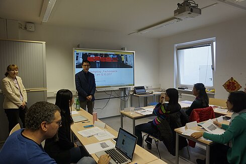 Fortbildung für Chinesisch-Lehrkräfte zu den Themen "E-Learning" und "Management von Lehr- und Lernprozessen"