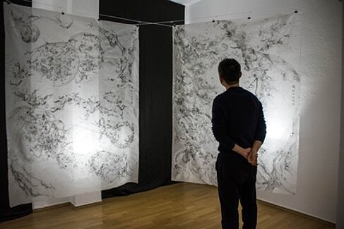 Ausstellung: Like Dew 如露 Like Lightning 亦如电 — I read the Diamond Sutra