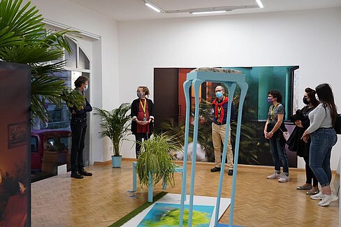 纽伦堡—埃尔兰根孔子学院助力“城市迷你游” ——“L的客厅”艺术展导览活动